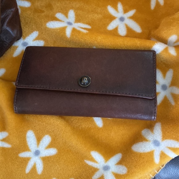 Cleaning out closet - Picture 2 of 5